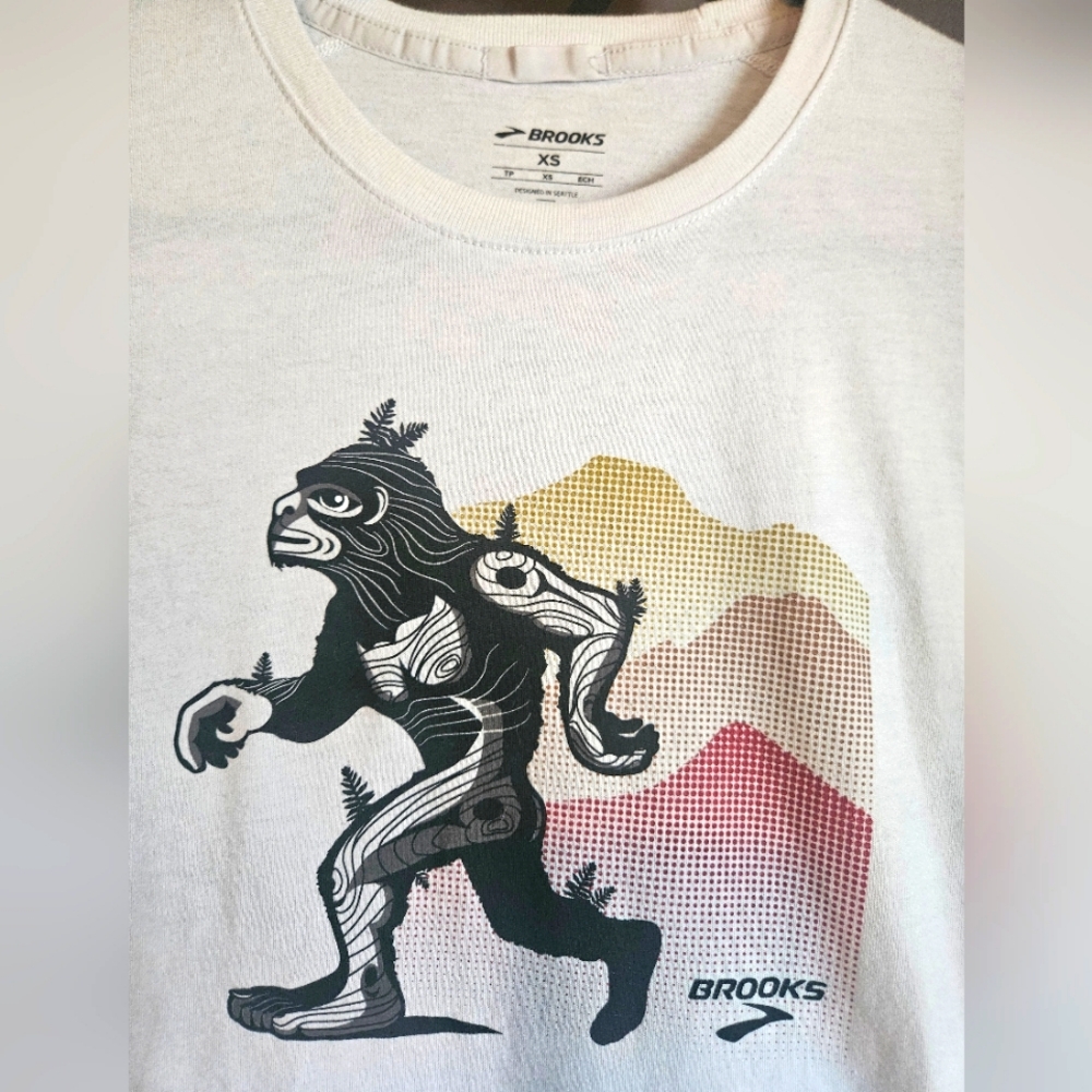 Sasquatch, my wife isn't there.XS Boys shirt age 8-10, gently used